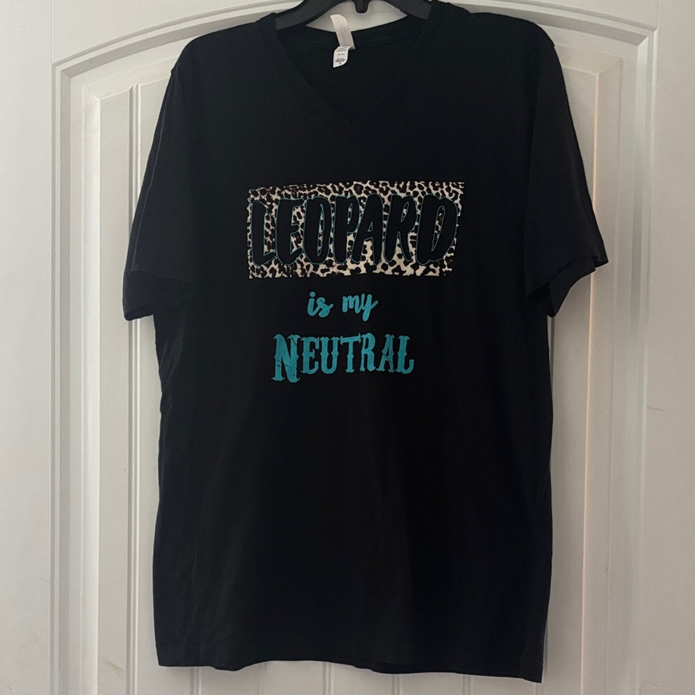 Black Graphic TShirt XL